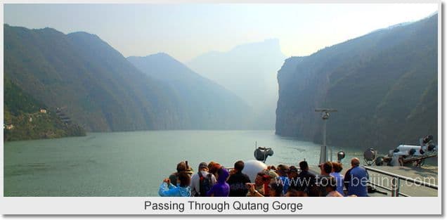 Day 08 - Cruising on the Three Gorges