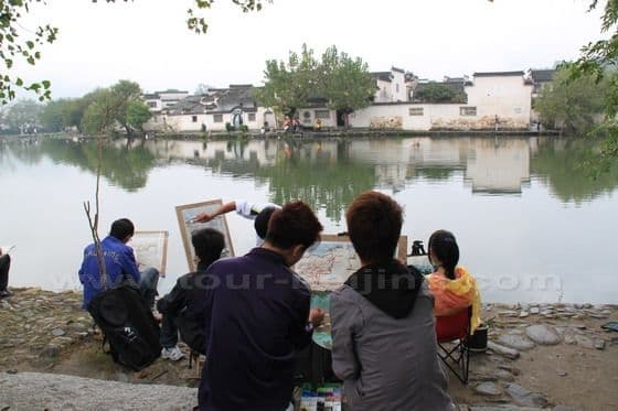 Hongcun Village (Tips, Photos & Map)