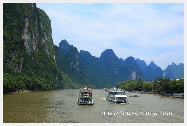Li River Cruise from Guilin to Yangshuo (Tips, Photos & Map)