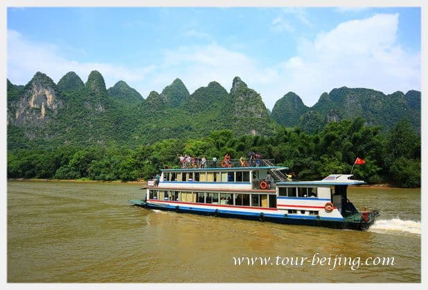 Li River Cruise from Guilin to Yangshuo (Tips, Photos & Map)