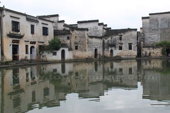 Hongcun Village (Tips, Photos & Map)