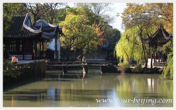 How to visit Humble Administrator's Garden (Tips, Photos & Maps)