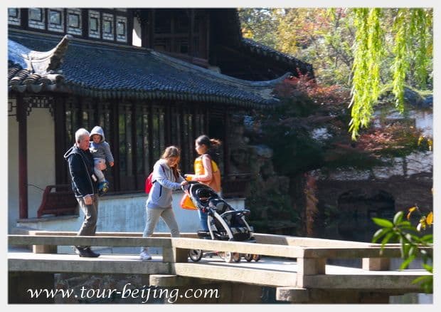 How to visit Humble Administrator's Garden (Tips, Photos & Maps)