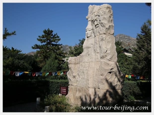 Meidaizhao Temple (Tips, Photos & Map)
