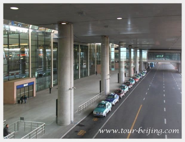 Public Transportation at Shanghai Pudong International Airport (Tips, Photos & Map)