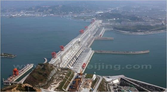 Day 04 - Yangtze River Cruising ( B L D )