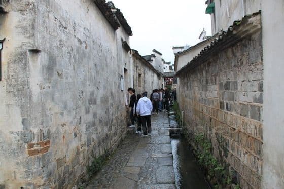 Hongcun Village (Tips, Photos & Map)