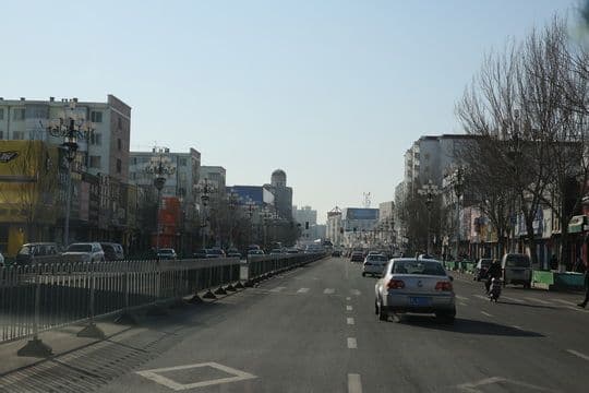 We are passing by the city of Wuchang