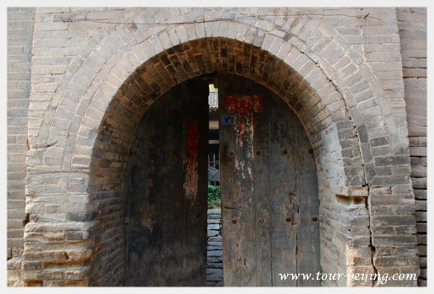 How to Visit Zhangbi Ancient Castle (Tips, Photos & Map)