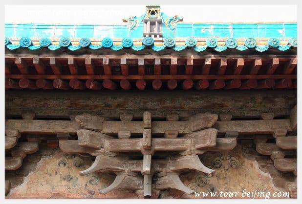How to Visit Zhenguo Temple in Pingyao (Tips, Photos & Map)