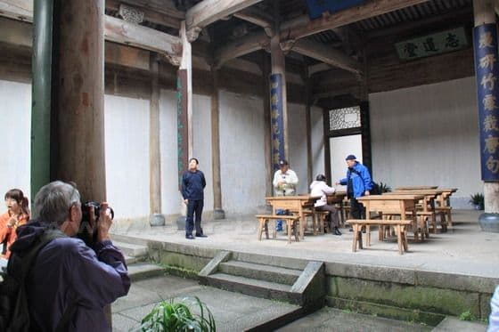 Hongcun Village (Tips, Photos & Map)
