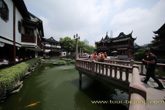 Nine-Bend Bridge and Pond