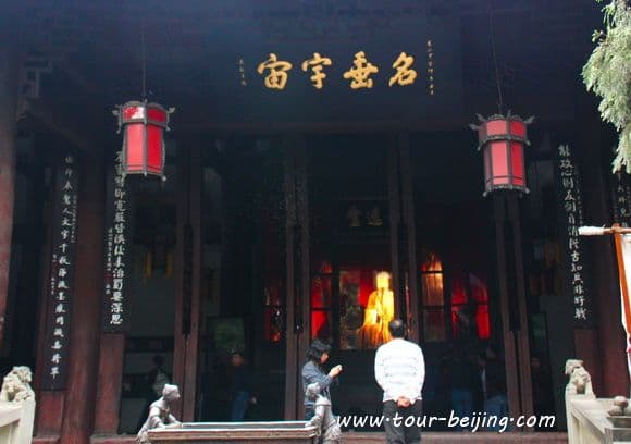How to visit Wuhou Shrine Chengdu (Tips, Photos & Map)