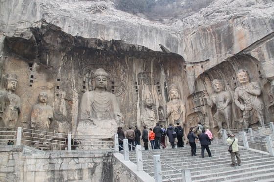 How to Visit Longmen Grottoes (Travel Tips, Photos and Maps)