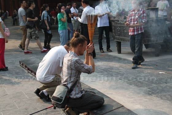 How to Visit Lama Temple (Tips, Photos & Map)
