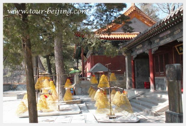 Tanzhe Temple (Tips, Photos & Map)