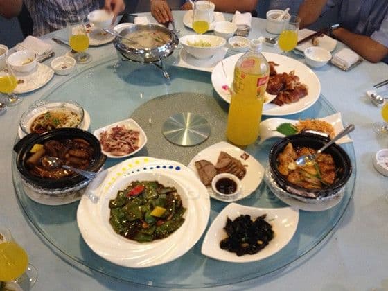 A table dinner sponsored by Beijing Tourism Bureau