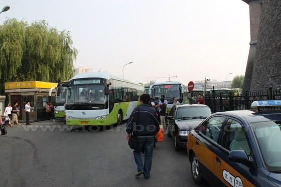 How to Get to Badaling Great Wall by Bus (Tips, Photos & Map)