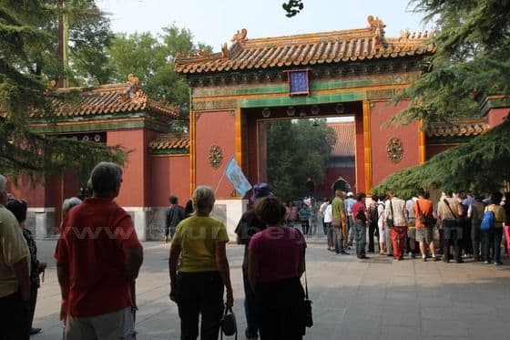 How to Visit Lama Temple (Tips, Photos & Map)