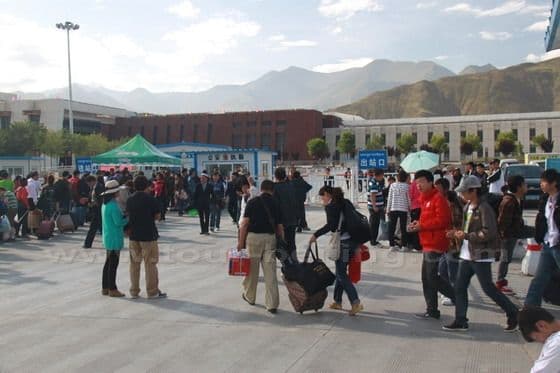 Lhasa Railway Station Transportation (Tips, Photos & Map)
