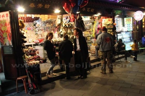 Buy your gifts an souvenirs