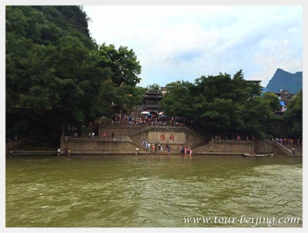 Li River Cruise from Guilin to Yangshuo (Tips, Photos & Map)