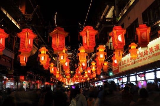 Guessing lantern riddles