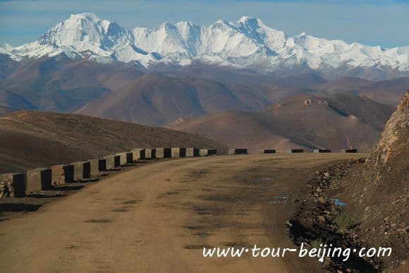 Drive from Tingri to Mt.Everest Base Camp (Tips, Photos & Map)