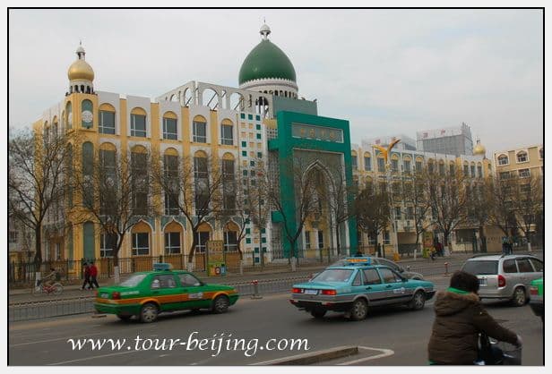 Best Time to Visit Hohhot (Tips, Photos & Map)