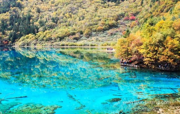 Best time to visit Jiuzhaigou (Tips, Photos & Map)