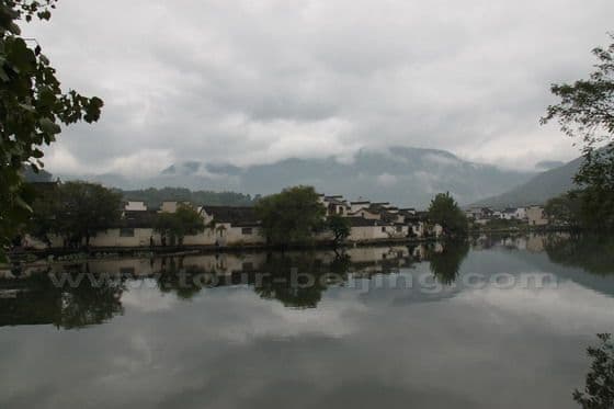 Hongcun Village (Tips, Photos & Map)