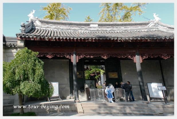 The East Entrance to the Lion Grove Garden