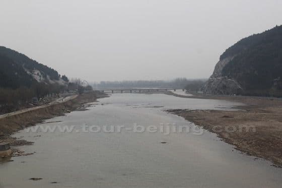 How to Visit Longmen Grottoes (Travel Tips, Photos and Maps)