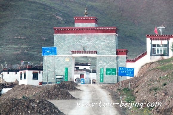Drive from Tingri to Mt.Everest Base Camp (Tips, Photos & Map)
