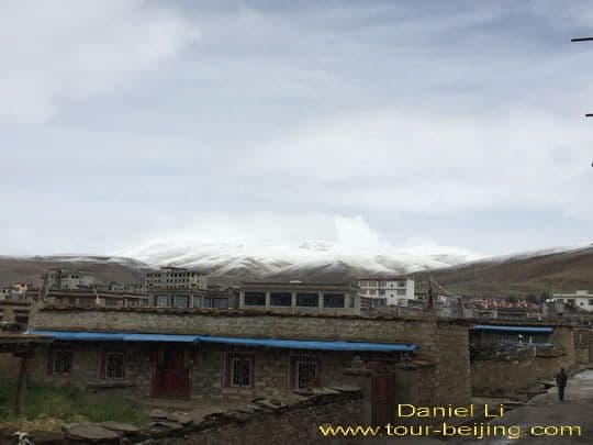 Lunch at Litang Town