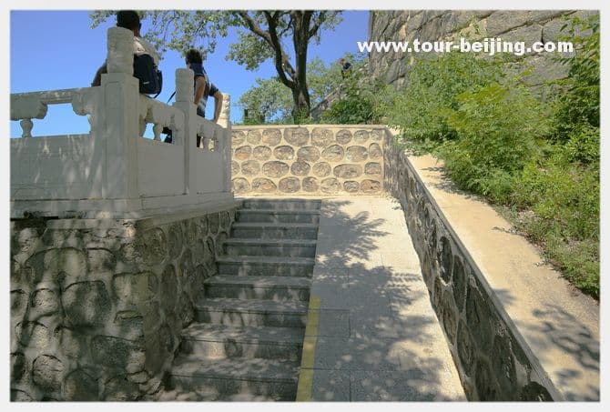 How to Visit Great Wall of China Wheelchair Accessible