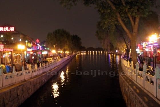 Numerous bars and cafes are lined along the banks of Houhai Lake.