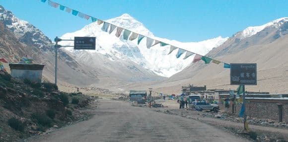 Drive from Tingri to Mt.Everest Base Camp (Tips, Photos & Map)