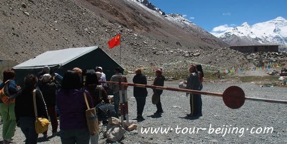 Drive from Tingri to Mt.Everest Base Camp (Tips, Photos & Map)