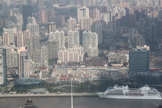 How to visit Jin Mao Tower (Tips, Photos & Map)