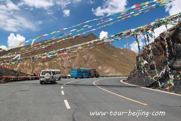 Nagarzê County and Scenic Road Trip to Gyantse