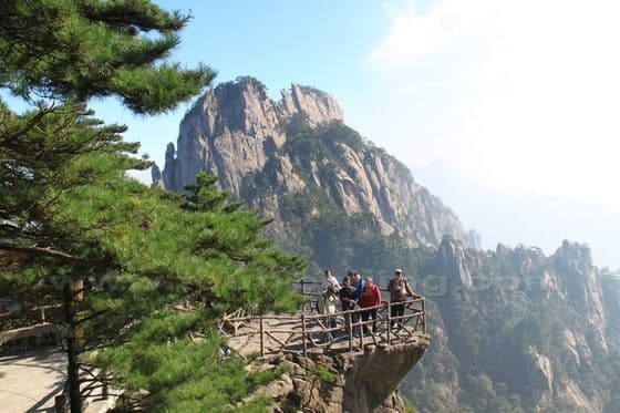 My First Day on Mount Huangshan (1)