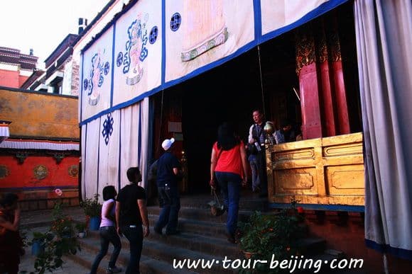 Shigatse Trip (Tips, Photos & Map)