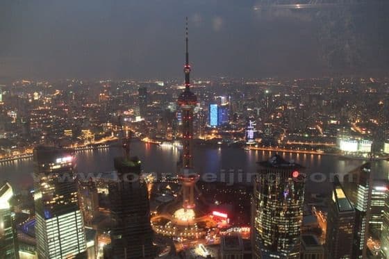 How to visit Jin Mao Tower (Tips, Photos & Map)
