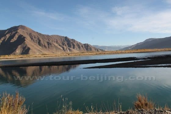 4-Wheel Drive Trip from Lhasa to Rakwa Tso (Tips, Photos & Map)