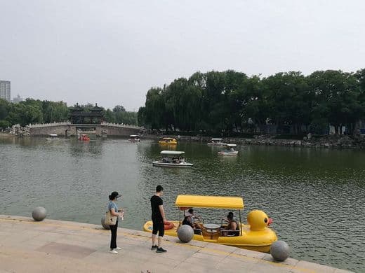 Life during COVID-19: Photos From Beijing