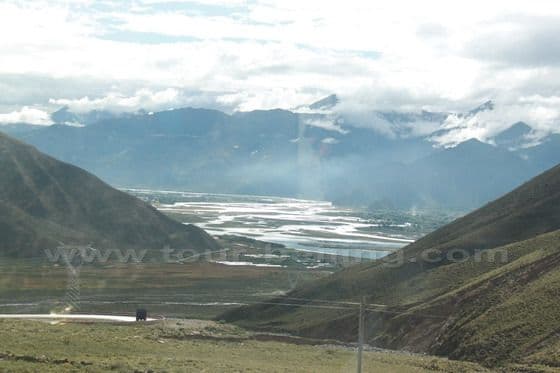 Tips for Visiting Drak Yerpa (Tips, Photos & Map)