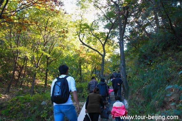 Mutianyu Great Wall in Autumn (Tips, Photos & Map)
