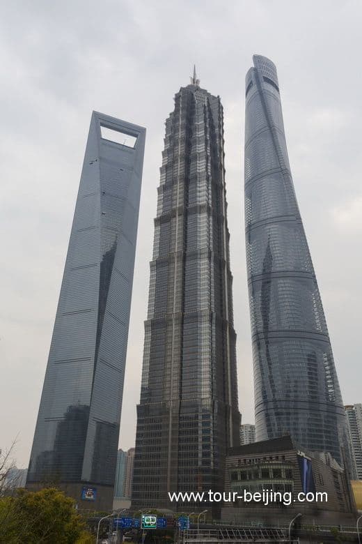 How to Visit Shanghai Tower (Tips, Photos & Map)