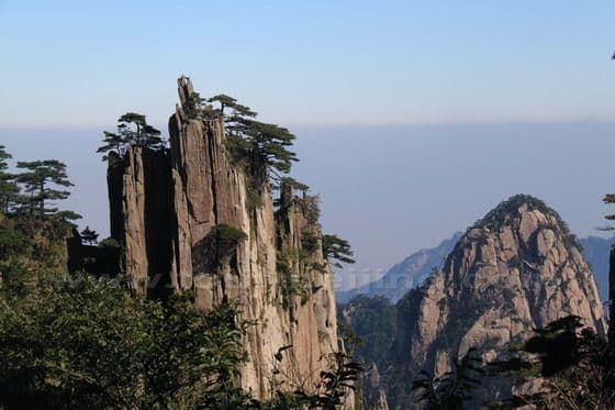 My First Day on Mount Huangshan (1)
